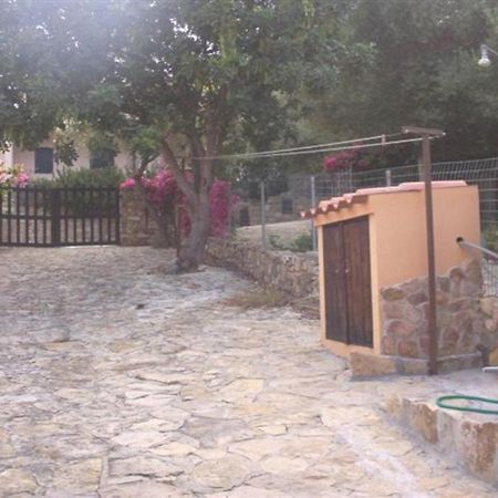 Casa A 300Mt.Dal Mare Calasinzias, 6 Letti, Ac, Pets Welcome, Wi-Fi Free Cala Sinzias Eksteriør billede