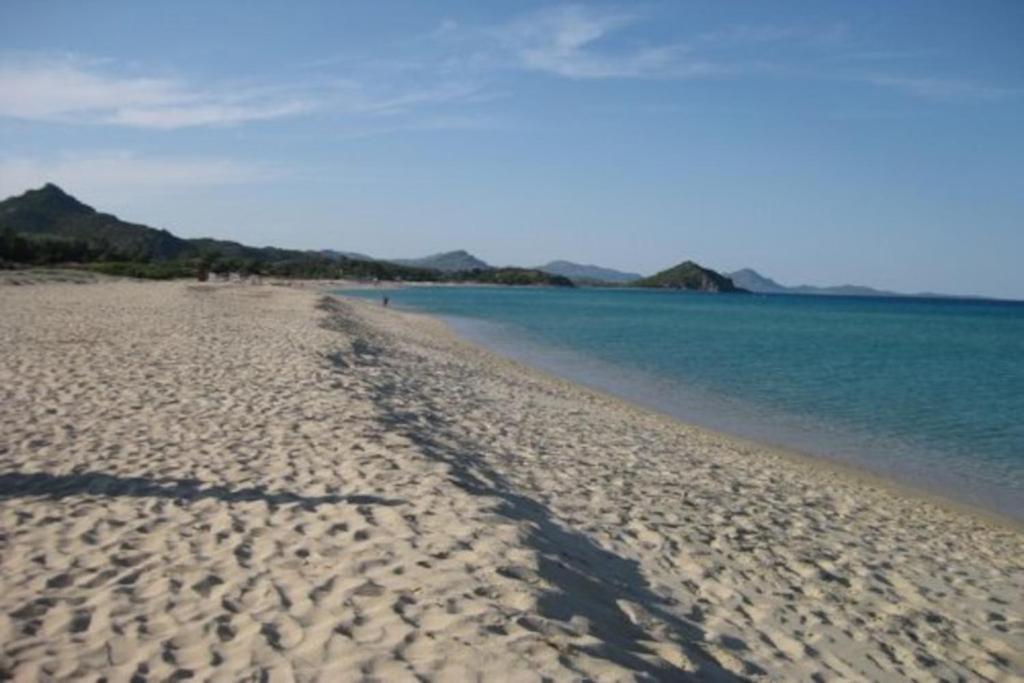 Casa A 300Mt.Dal Mare Calasinzias, 6 Letti, Ac, Pets Welcome, Wi-Fi Free Cala Sinzias Eksteriør billede